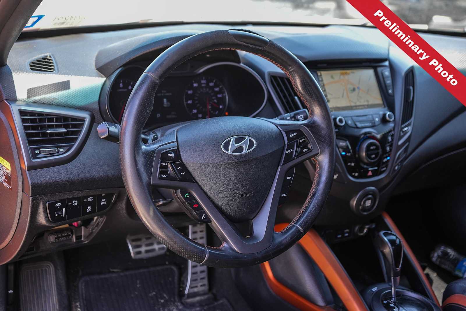 Used 2016 Hyundai Veloster Turbo w/ Option Group 04 FWD image 15