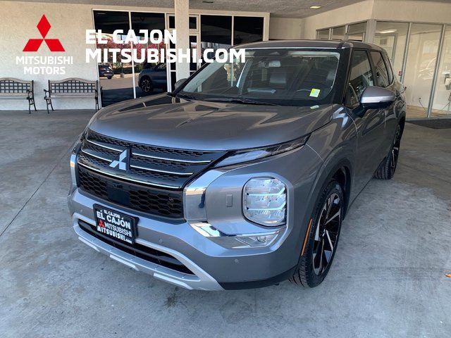 Used 2024 Mitsubishi Outlander SE image 10