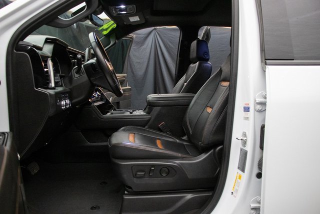 Used 2024 GMC Sierra 3500 AT4 w/ AT4 Premium Plus Package image 33