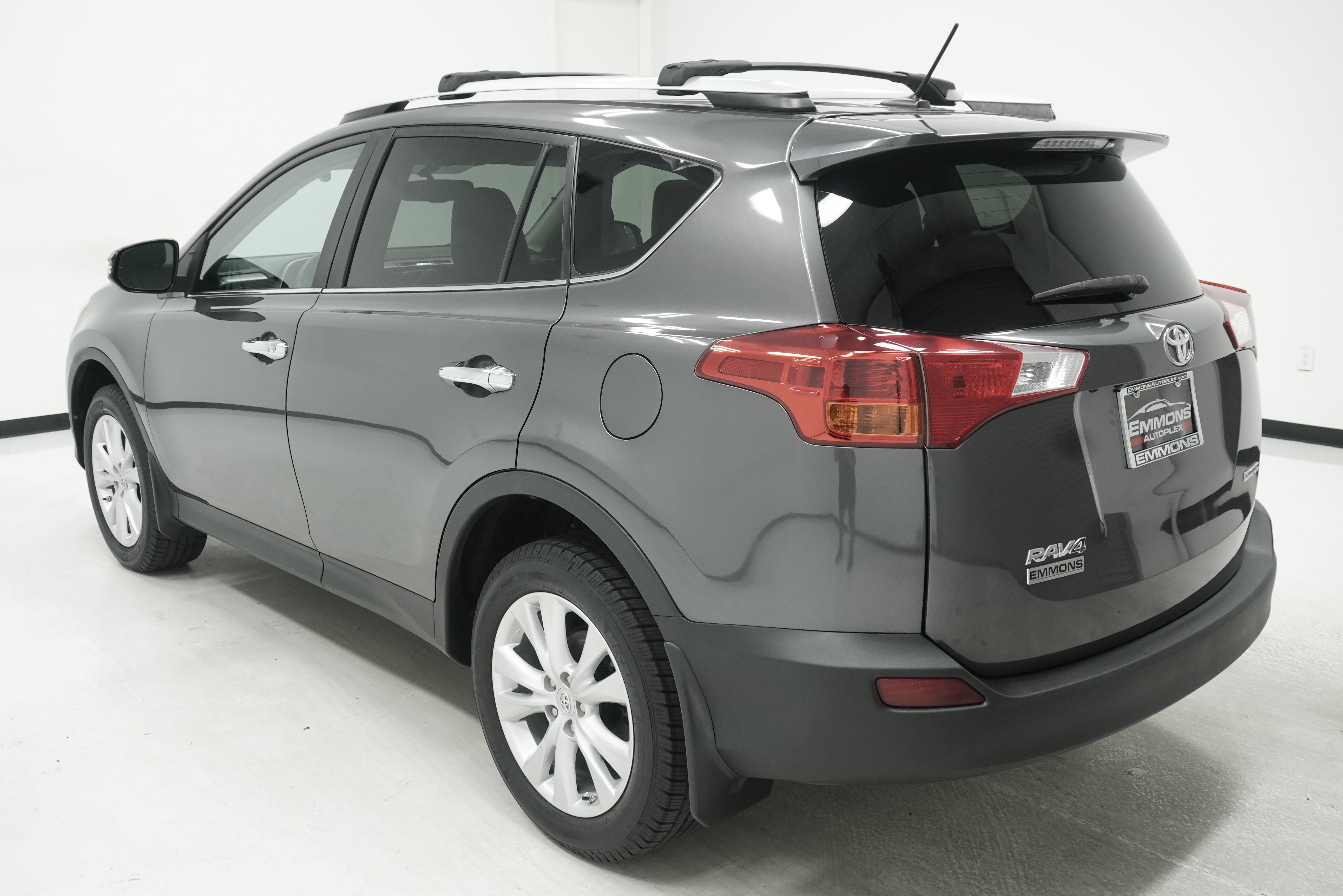 Used 2015 Toyota RAV4 Limited FWD image 6