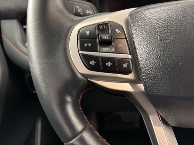 Used 2025 Ford Explorer Active image 20