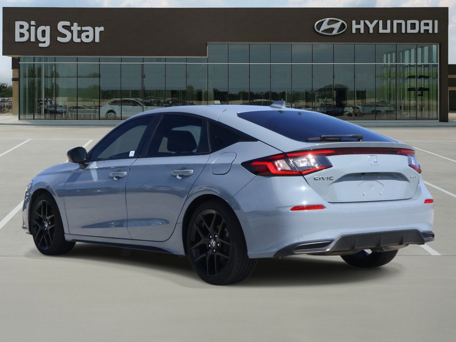 Used 2024 Honda Civic Sport image 3