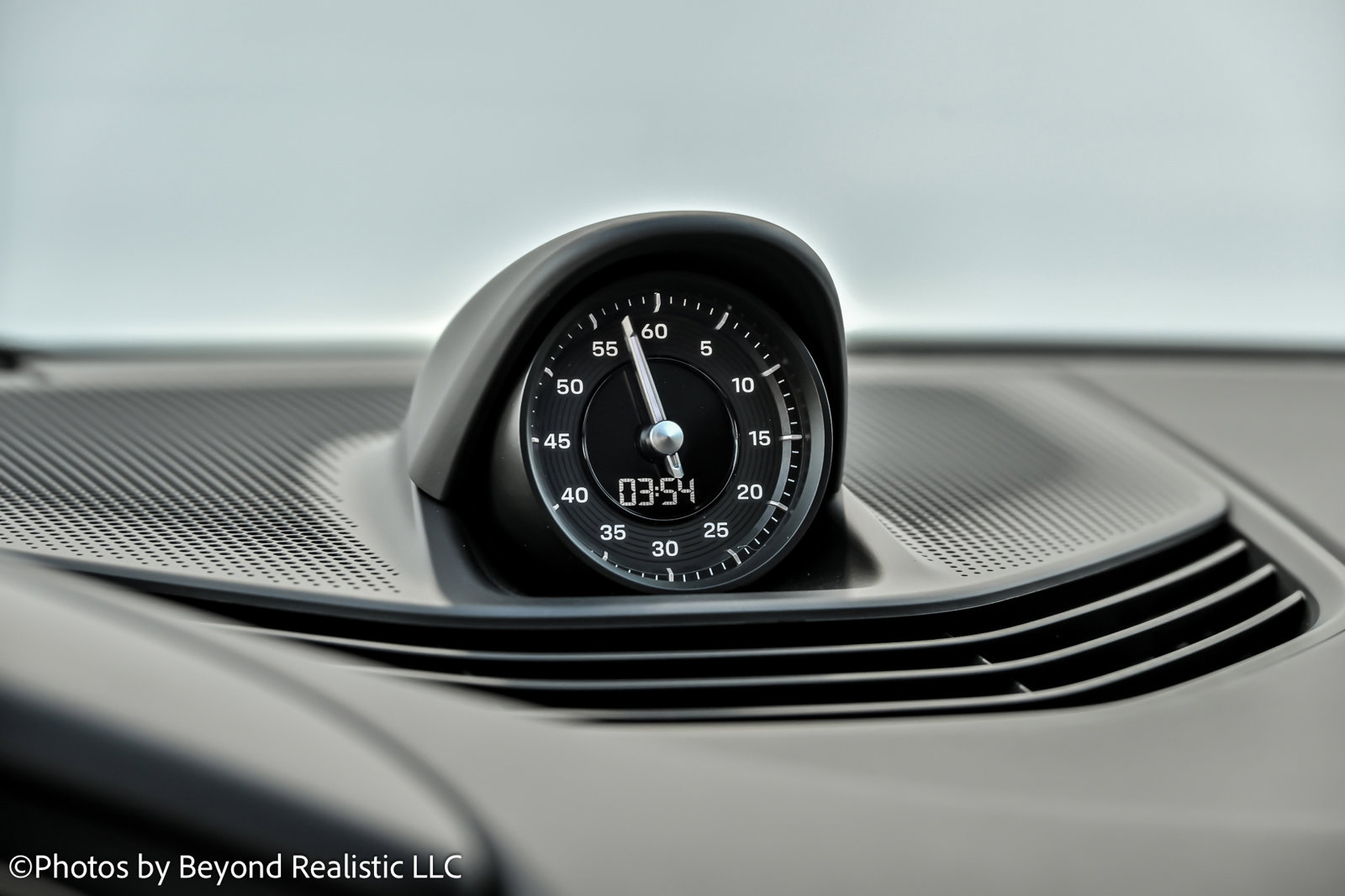 Used 2024 Porsche Taycan Turbo image 40