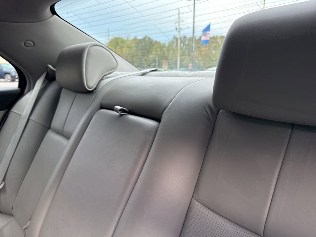 Used 2011 Cadillac STS Luxury image 45