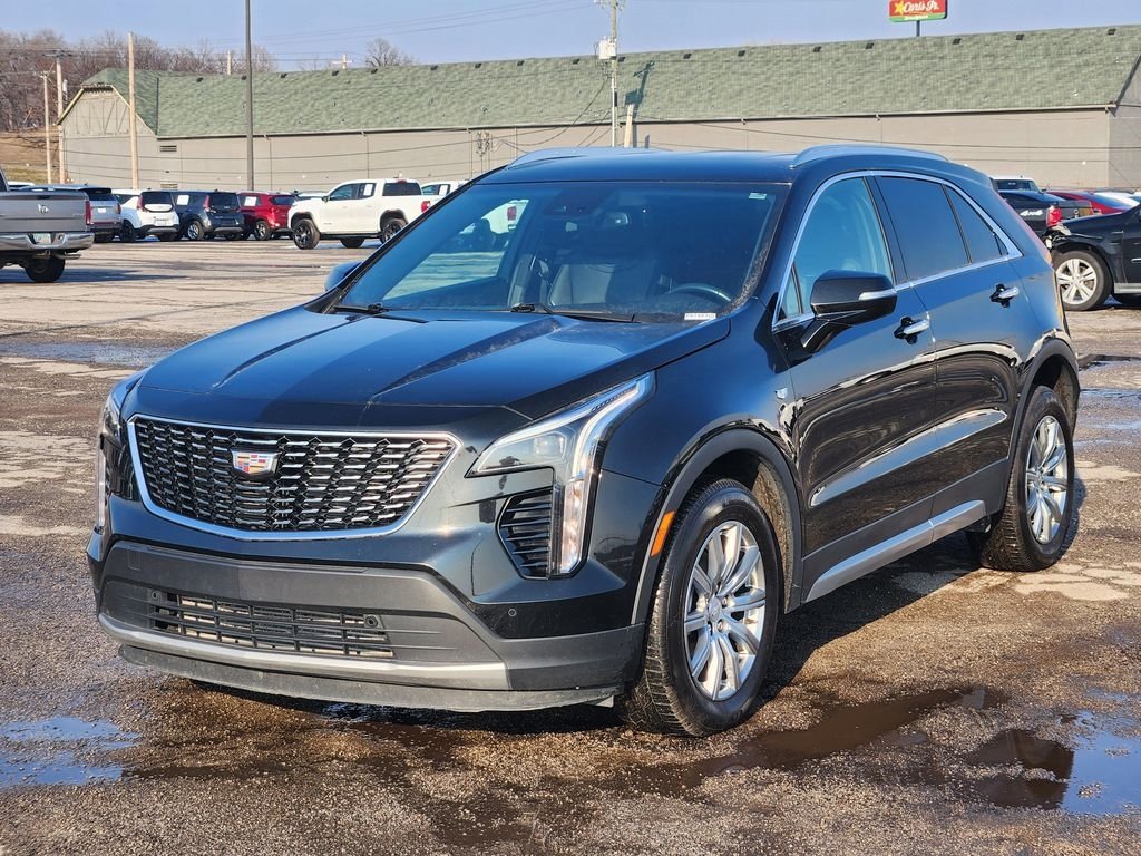 Used 2023 Cadillac XT4 Premium Luxury AWD/4WD image 3