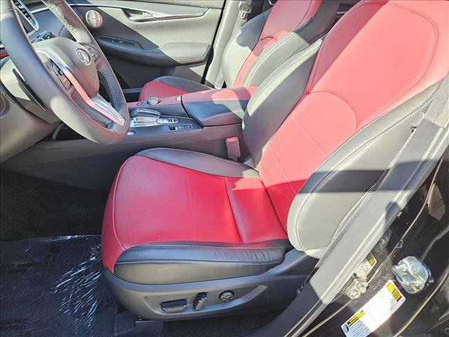 Used 2023 INFINITI QX50 Sport image 16