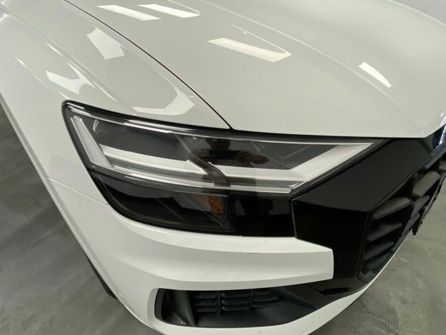 Used 2022 Audi Q8 Premium AWD/4WD image 9