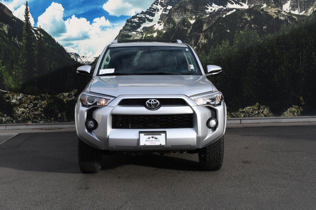 Used 2014 Toyota 4Runner SR5 Premium image 5