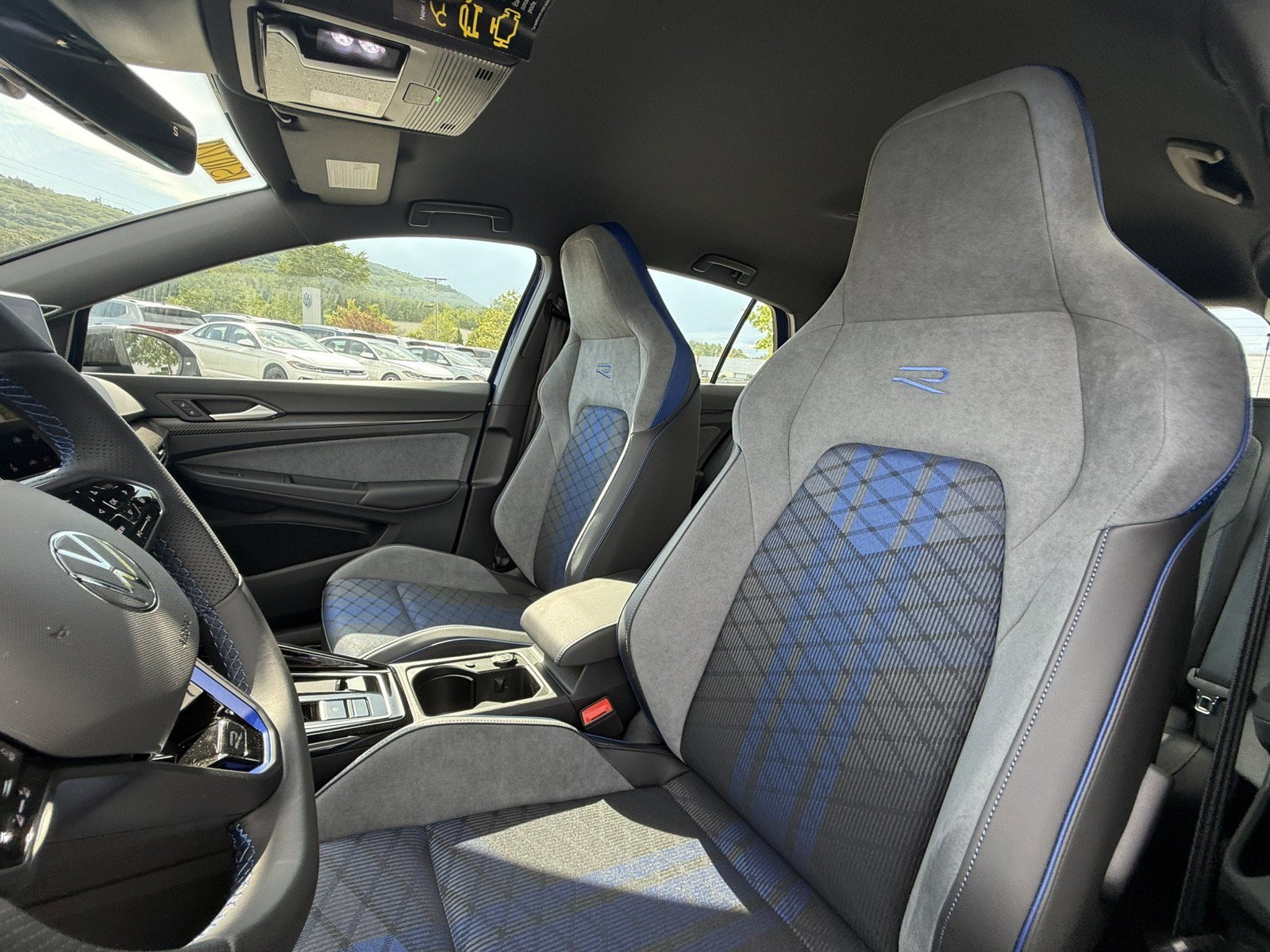 New 2025 Volkswagen Golf R Black Edition image 11