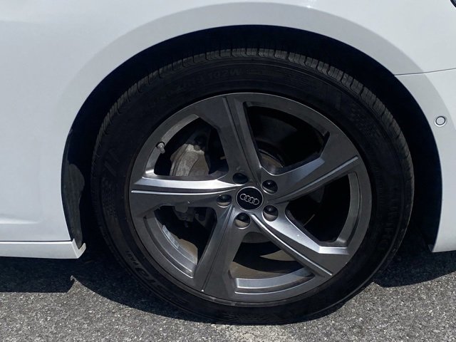 Used 2024 Audi A6 Premium Plus image 11