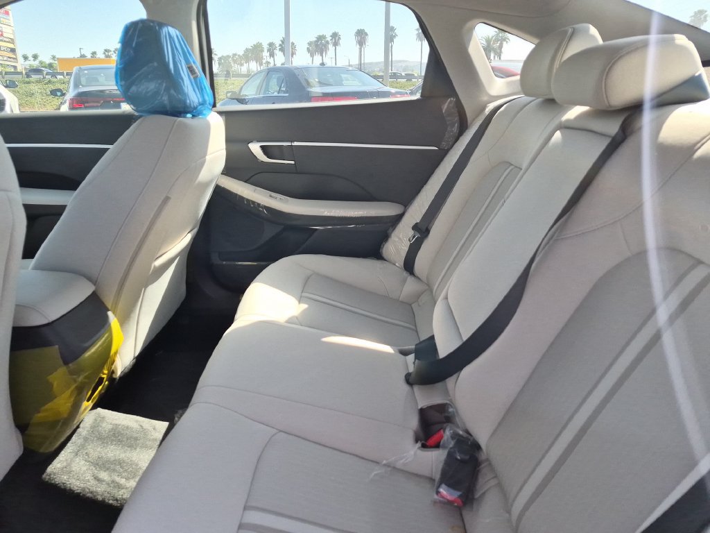 New 2026 Hyundai Sonata SEL FWD image 29
