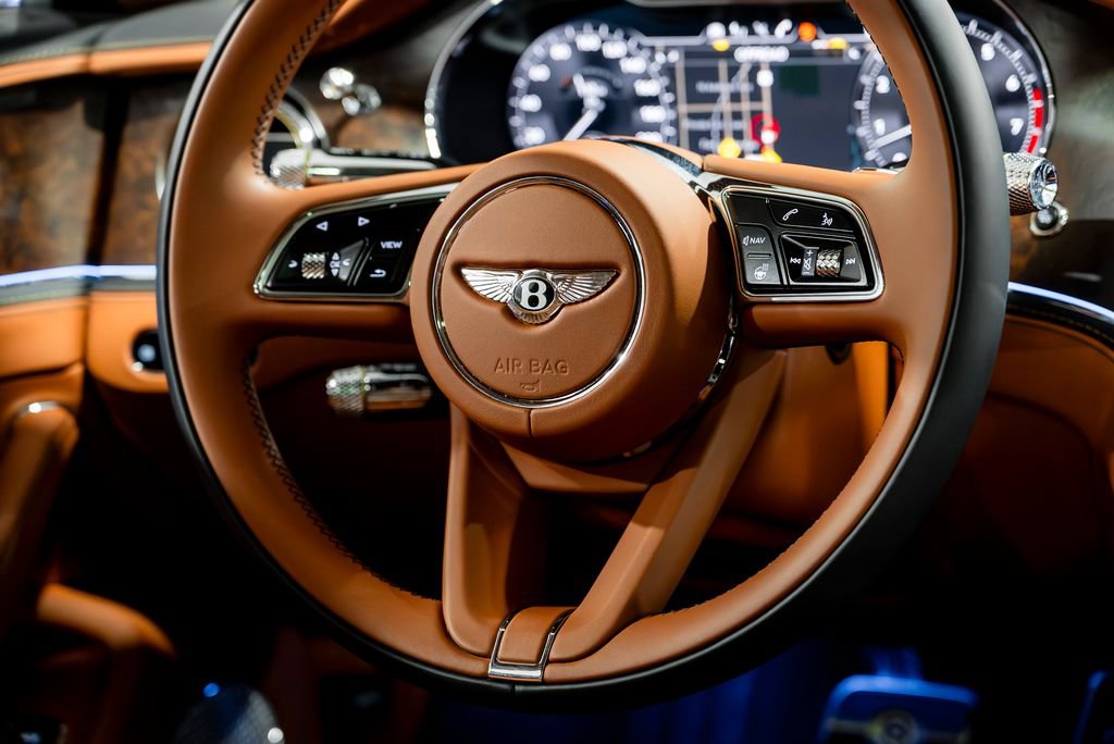 Used 2023 Bentley Flying Spur W12 AWD/4WD image 48
