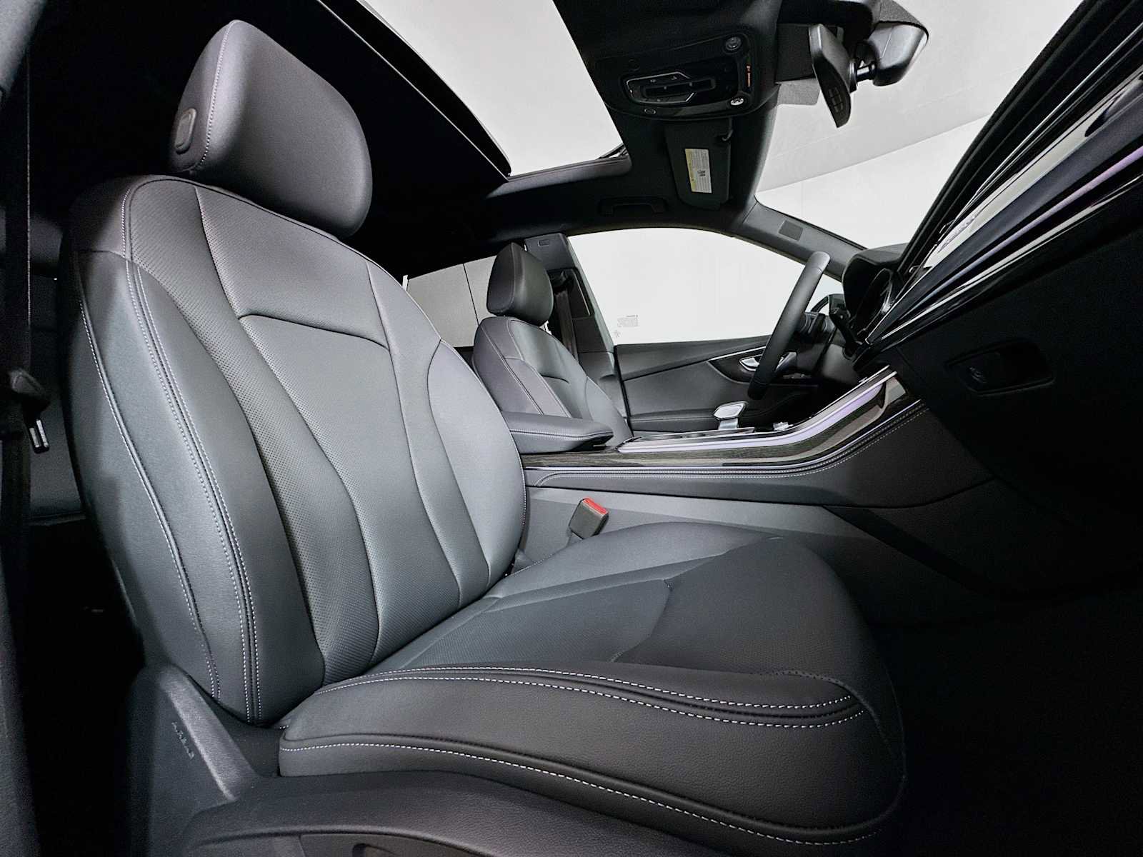 New 2026 Audi Q8 Premium Plus image 27