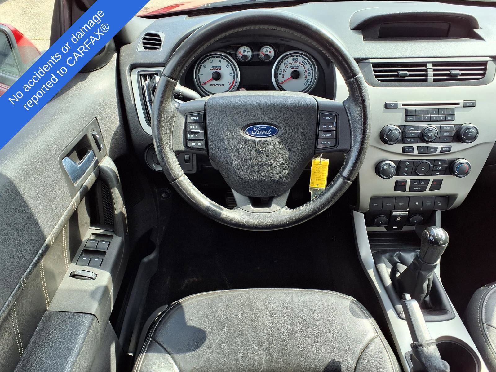 Used 2010 Ford Focus SES FWD image 12