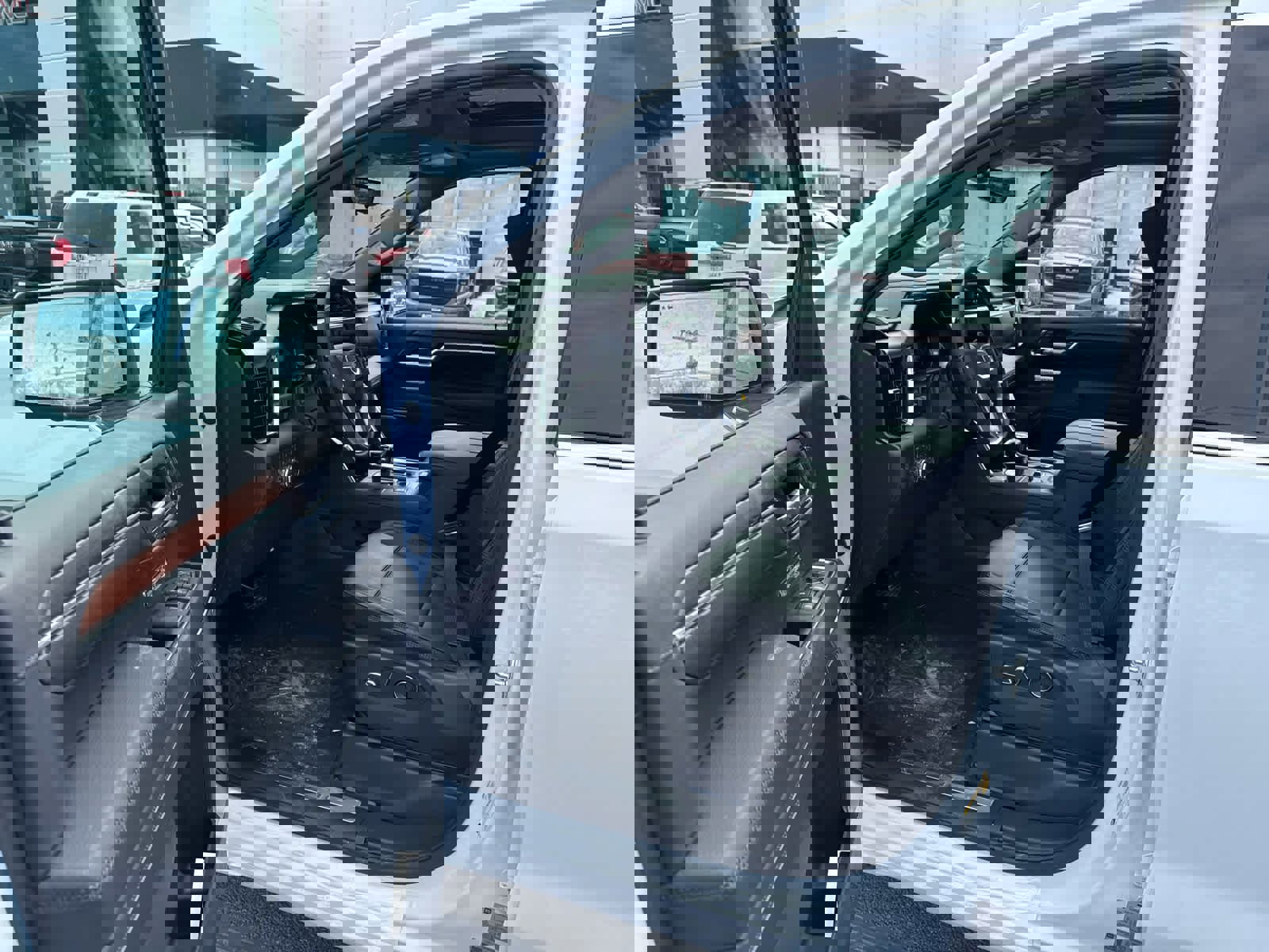 New 2026 GMC Sierra 1500 Denali w/ Denali Reserve Package image 18