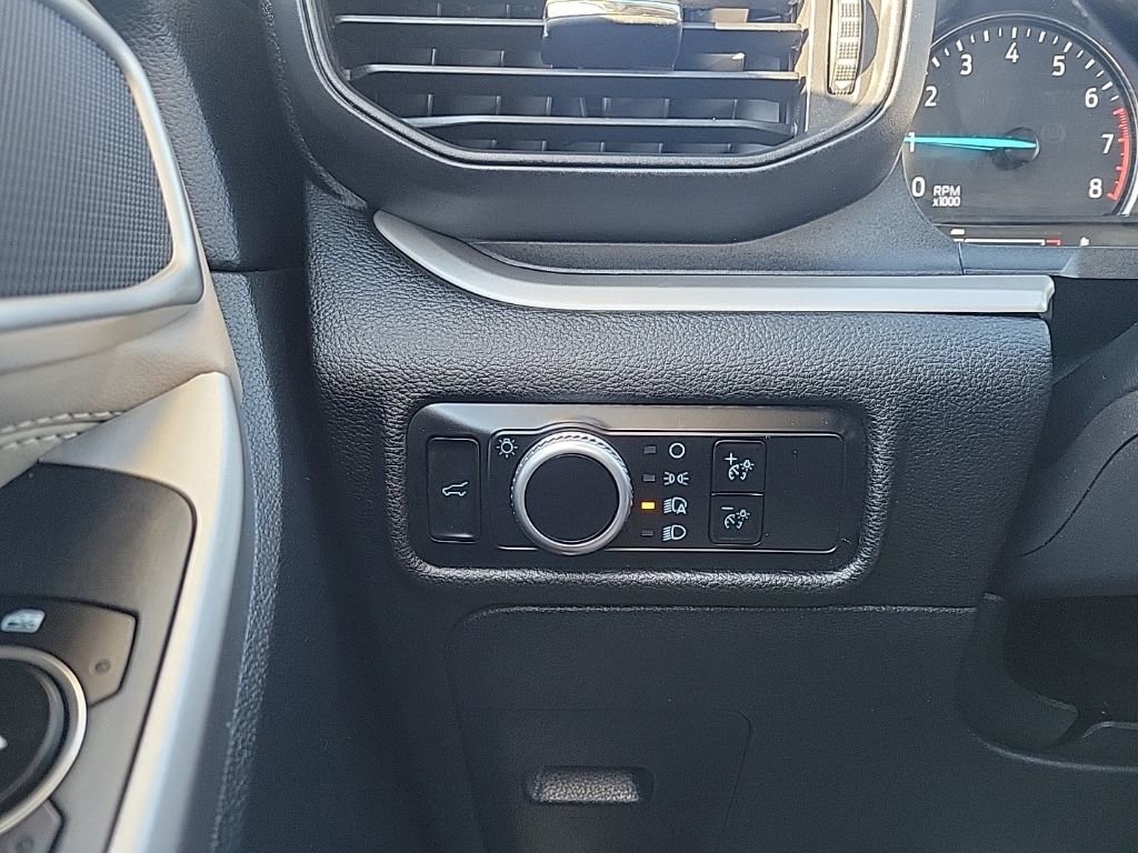 Certified 2023 Ford Explorer XLT w/ Class IV Trailer Tow Package image 27