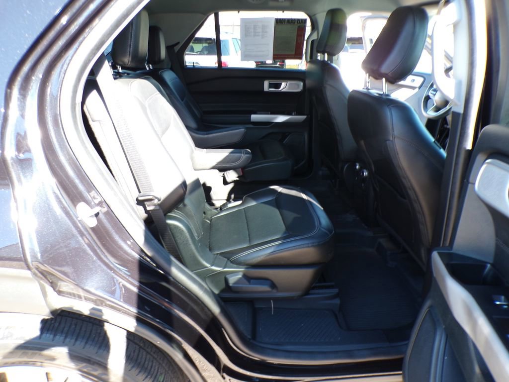 Used 2022 Ford Explorer Limited w/ Limited Technology Package image 24