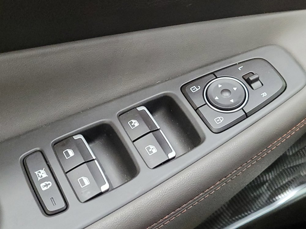 Used 2020 Hyundai Santa Fe Limited image 27