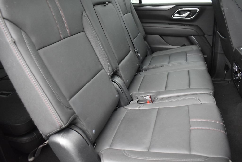 Used 2023 Chevrolet Suburban RST w/ Luxury Package AWD/4WD image 34