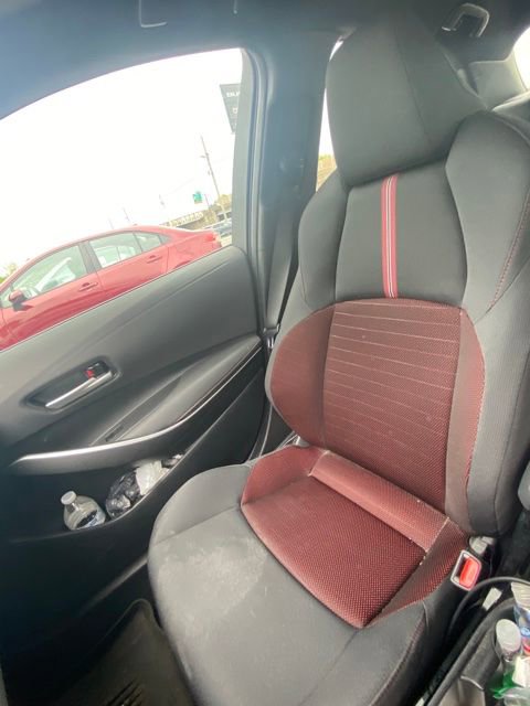 Used 2023 Toyota Corolla SE FWD image 5