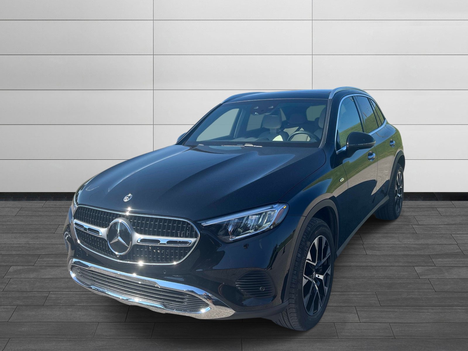 Certified 2025 Mercedes-Benz GLC 350e 4MATIC image 7