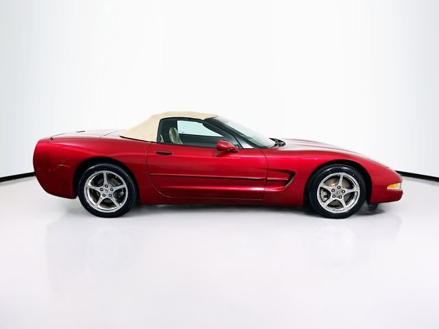 Used 2004 Chevrolet Corvette Convertible w/ Preferred Equipment Group image 9