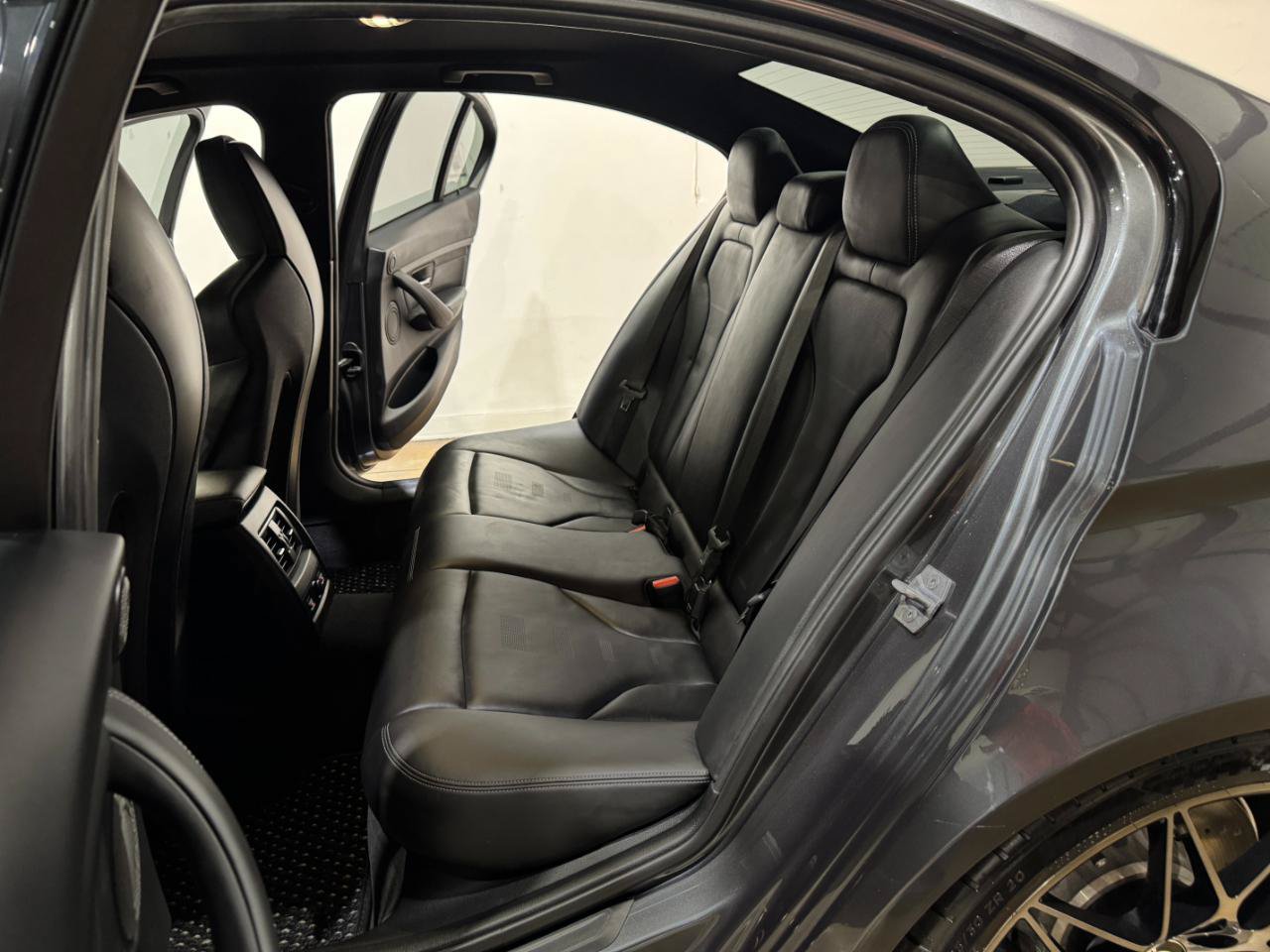 Used 2018 BMW M3 w/ Competition Package RWD image 14