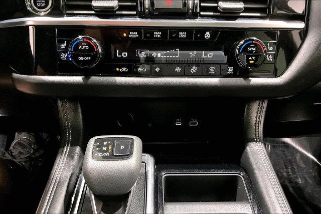 Used 2023 Nissan Pathfinder Platinum AWD/4WD image 21