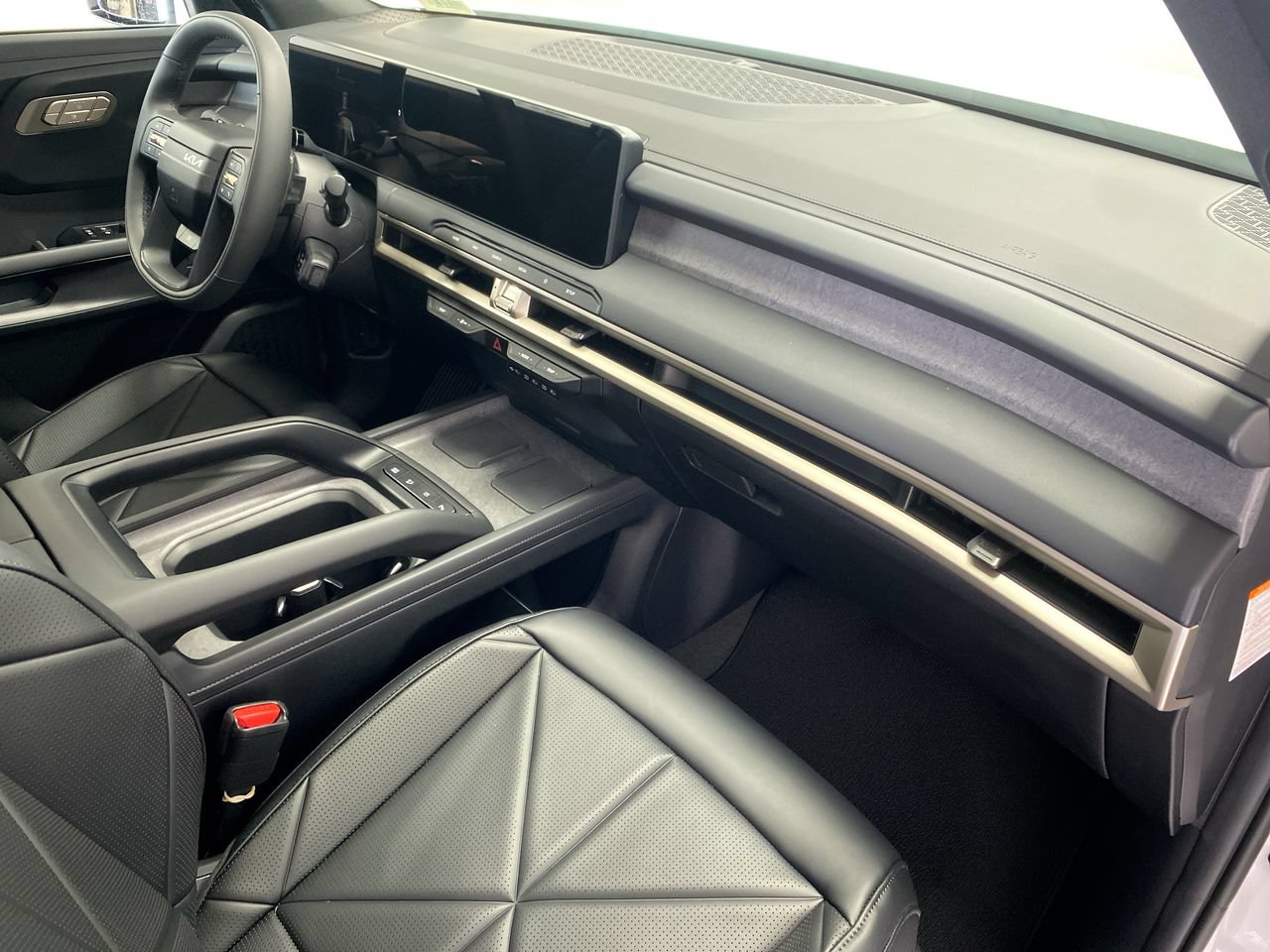 New 2027 Kia Telluride EX w/ Towing Package FWD image 31