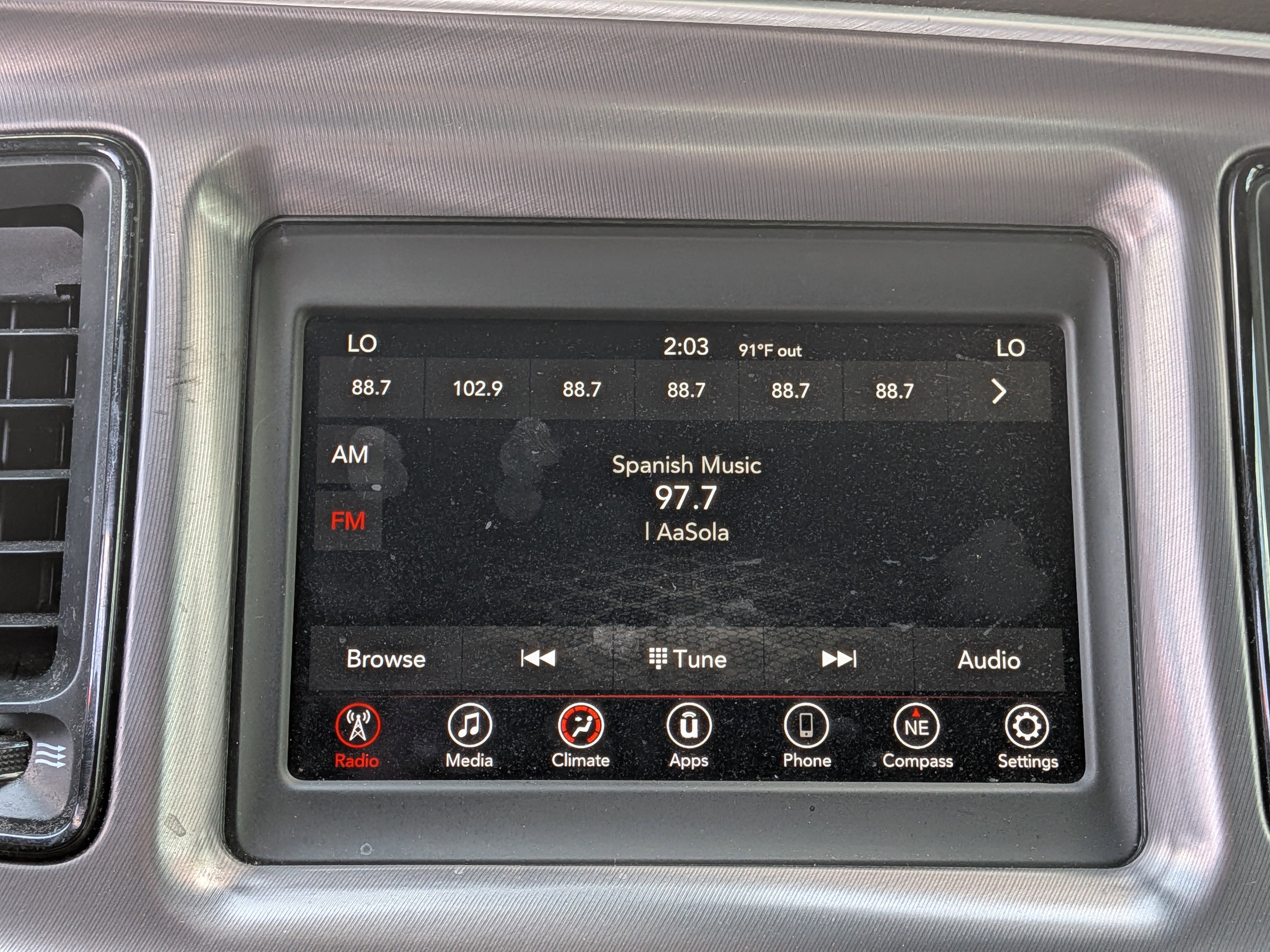 Used 2019 Dodge Challenger SXT image 30