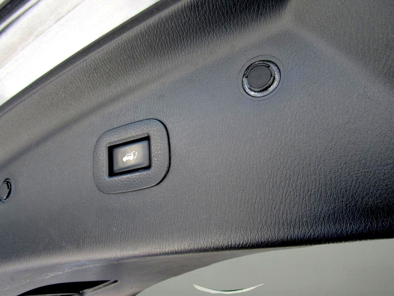 Used 2017 Nissan Armada Platinum w/ Captain Seat Package image 38