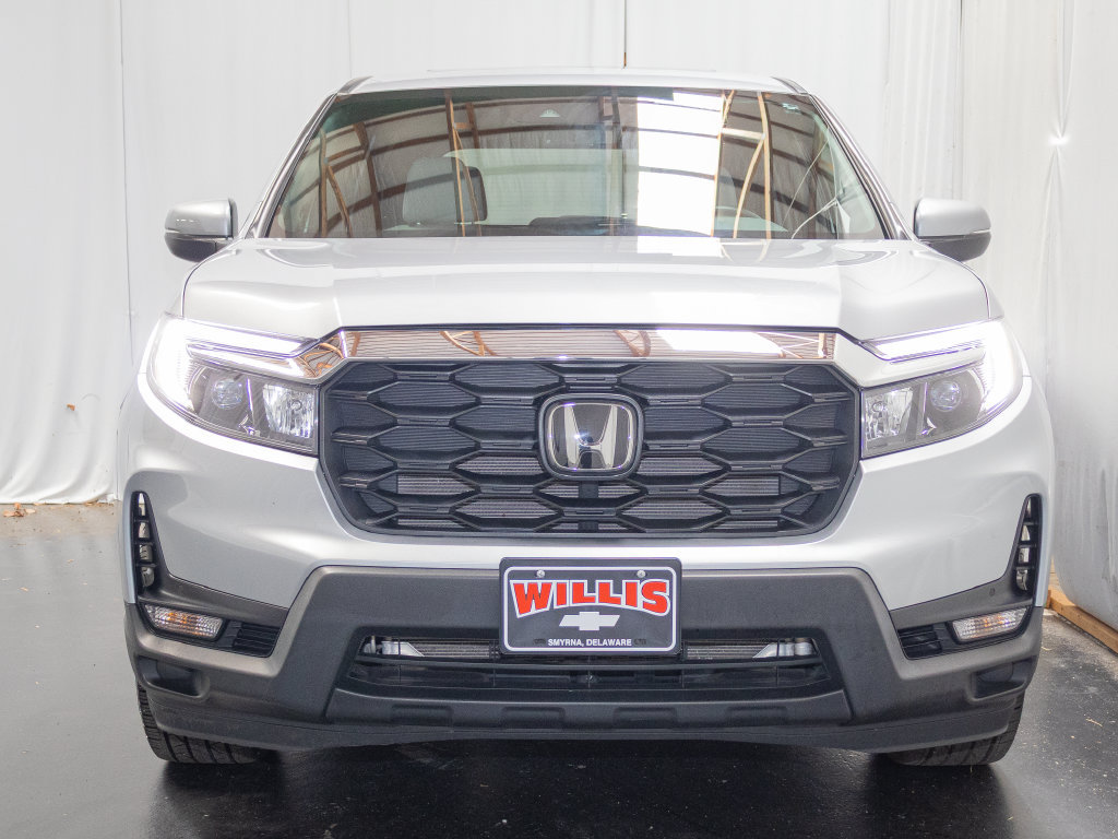 Used 2023 Honda Passport EX-L image 2