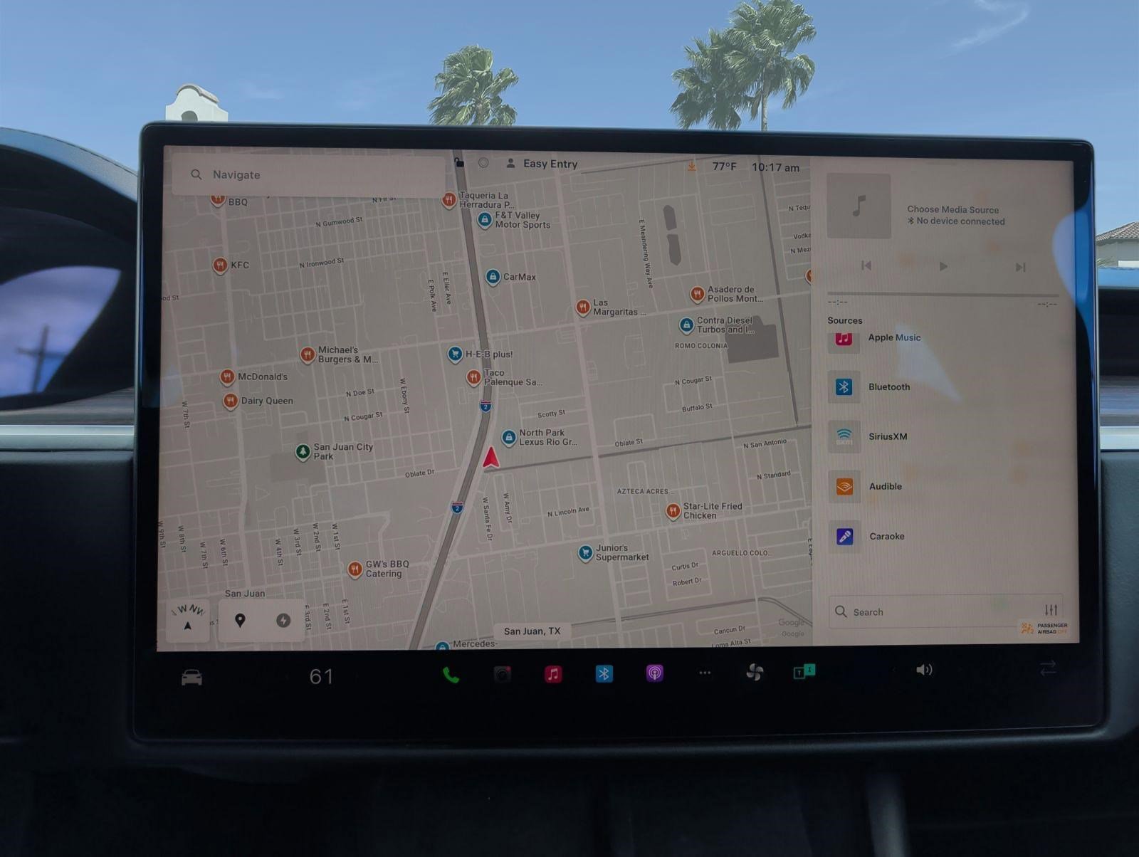 Used 2024 Tesla Model X image 18