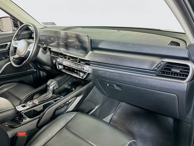Used 2024 Kia Telluride LX image 25
