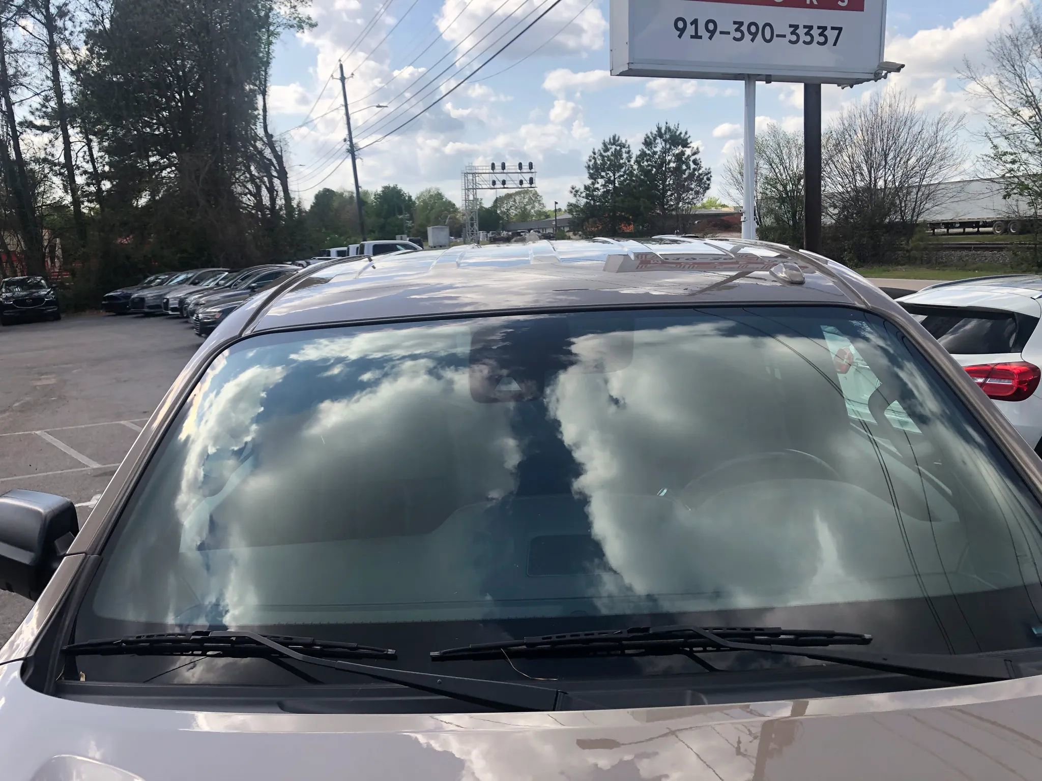 Used 2020 Nissan Titan PRO-4X w/ Pro-4x Convenience Package image 12