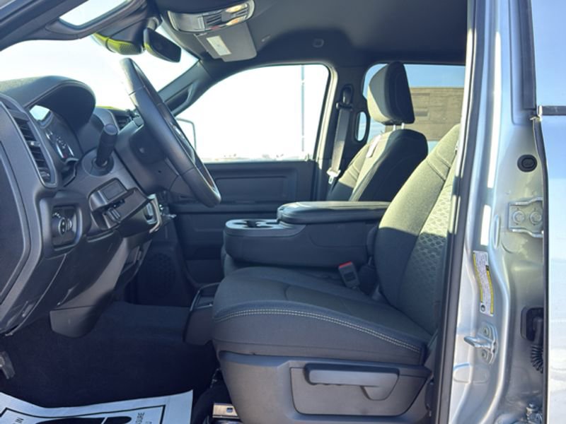 New 2026 RAM 2500 Tradesman AWD/4WD image 11