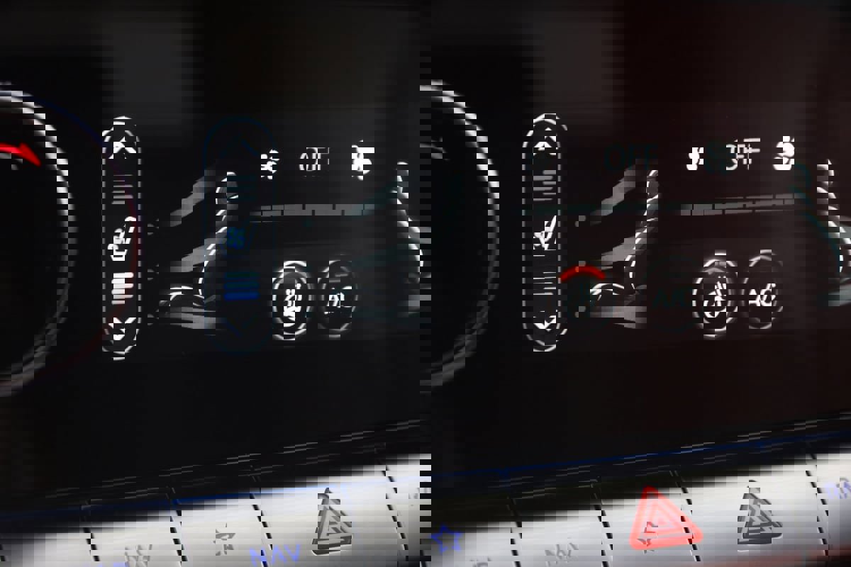 Used 2022 Genesis GV70 3.5T Sport w/ Sport Advanced Package image 8