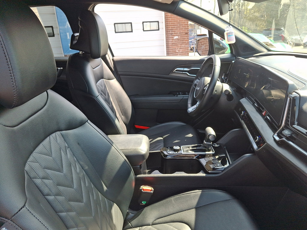 Used 2024 Kia Sportage X-Line image 13