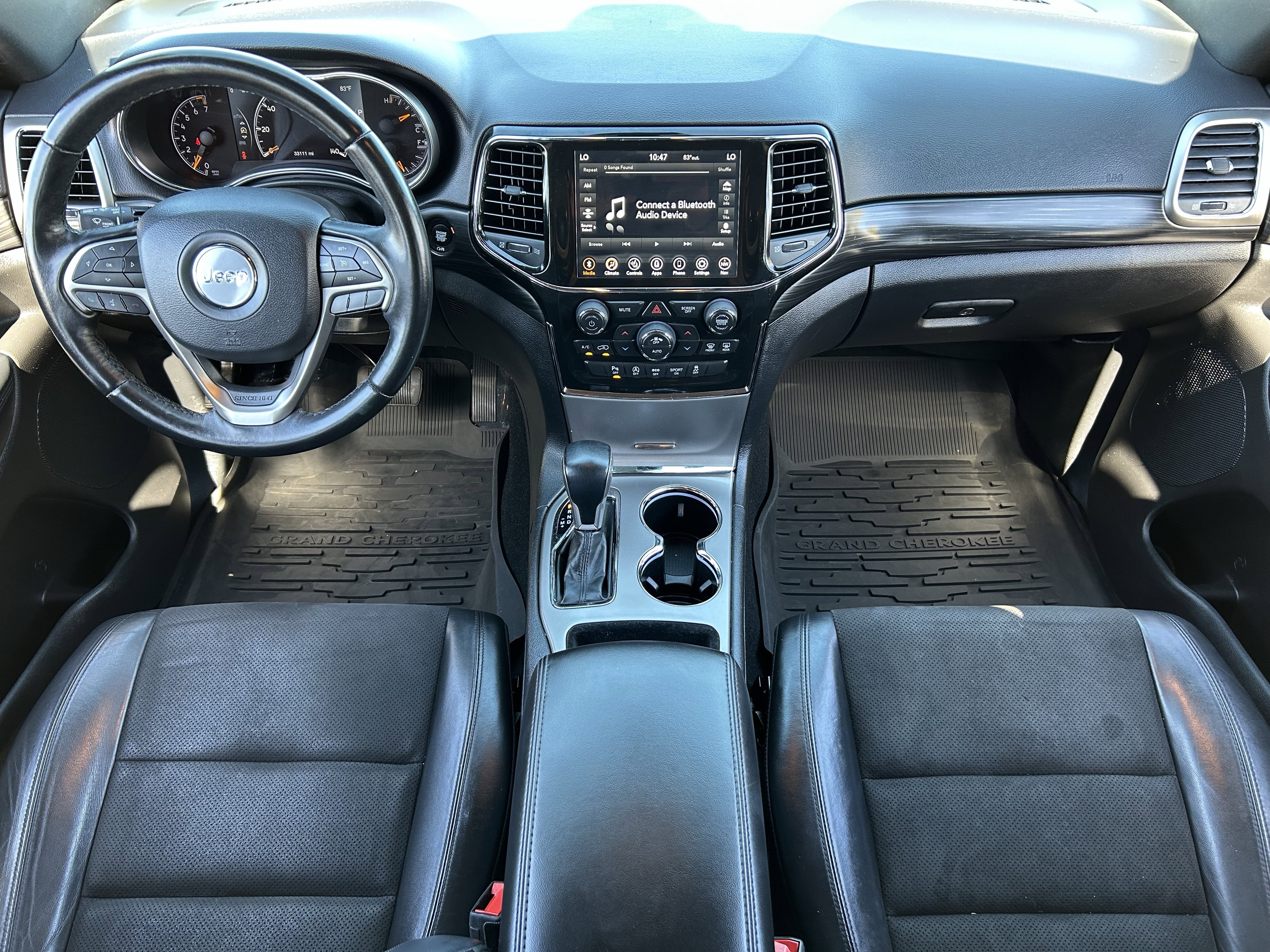 Certified 2021 Jeep Grand Cherokee Laredo X AWD/4WD image 14