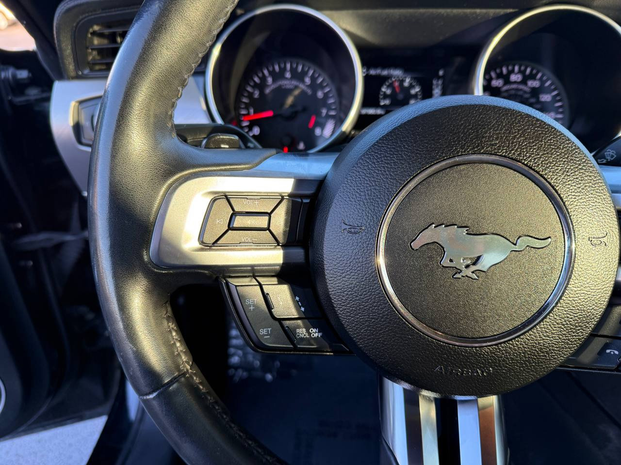 Used 2019 Ford Mustang GT Premium w/ Ford Safe & Smart Package image 22