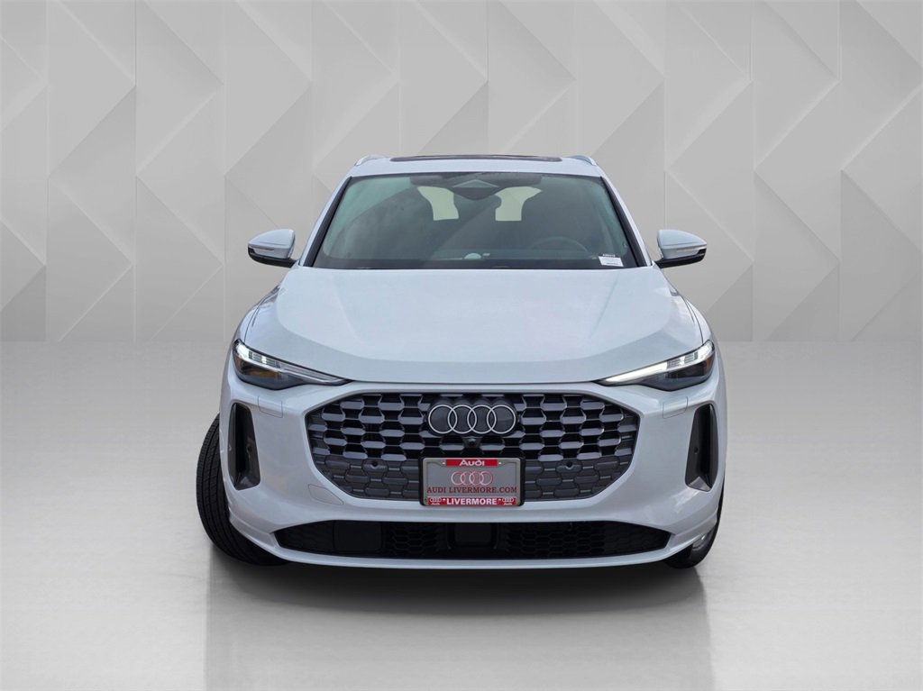 New 2025 Audi Q5 Premium Plus image 2