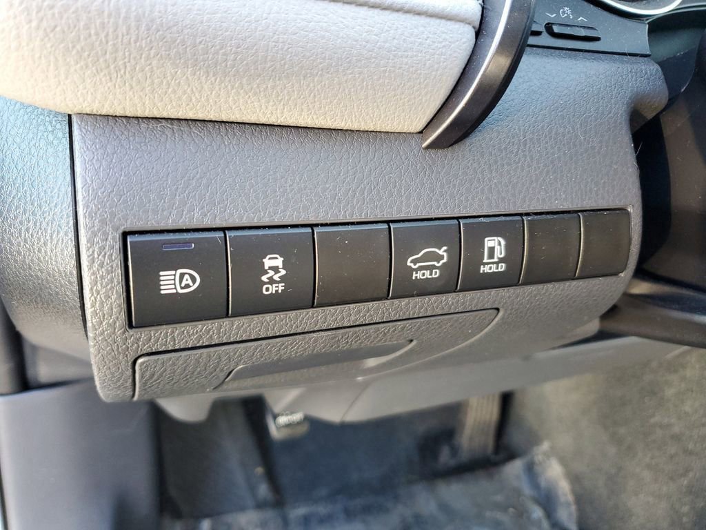 Used 2023 Toyota Camry LE image 15