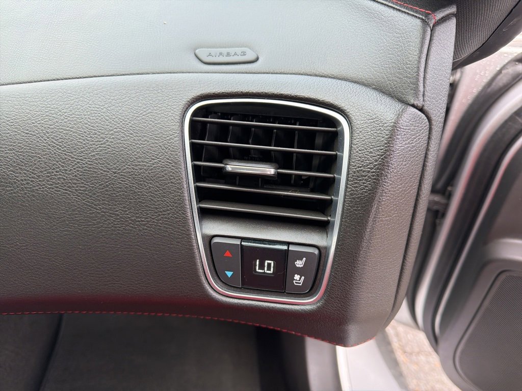 Used 2014 Chevrolet Corvette w/ Z51 Performance Package w/ 2LT Preferred Equipment Group image 15