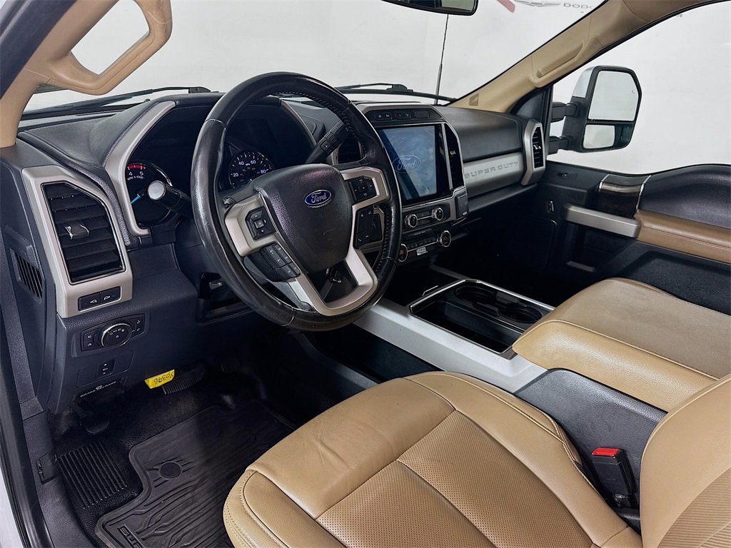 Used 2022 Ford F250 Lariat w/ Chrome Package image 29