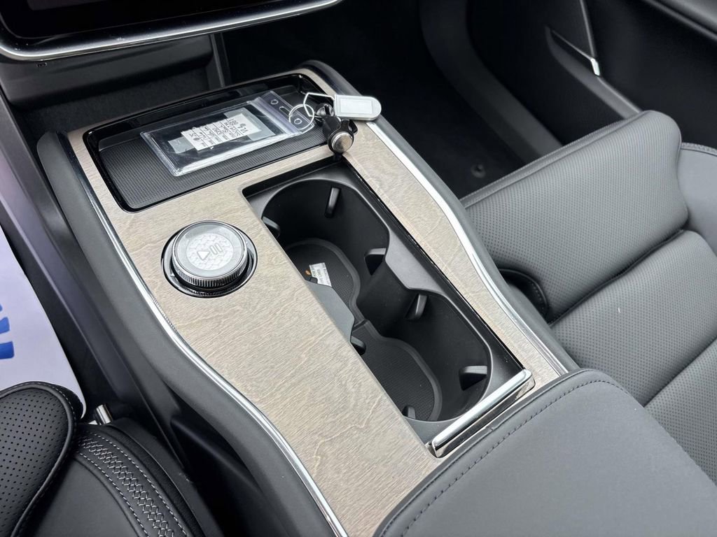 New 2025 Volvo EX90 Ultra w/ Protection Package Premier image 22