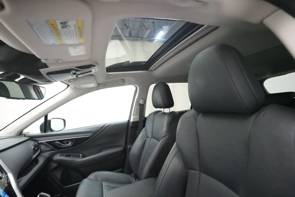 Used 2024 Subaru Outback Limited image 32