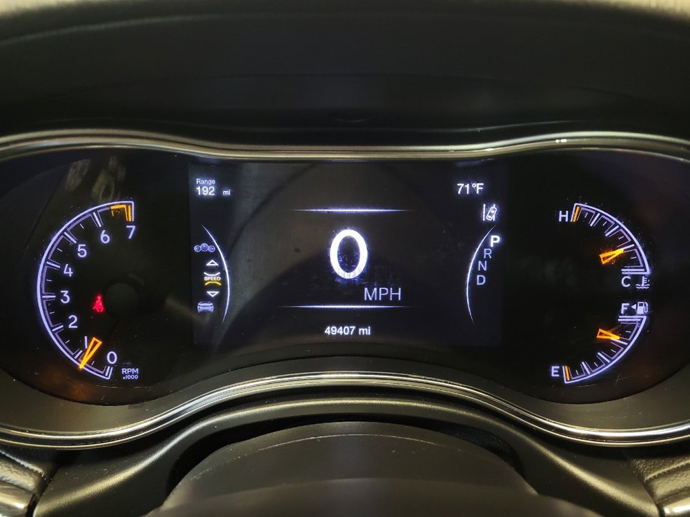 Used 2019 Jeep Grand Cherokee Overland AWD/4WD image 23
