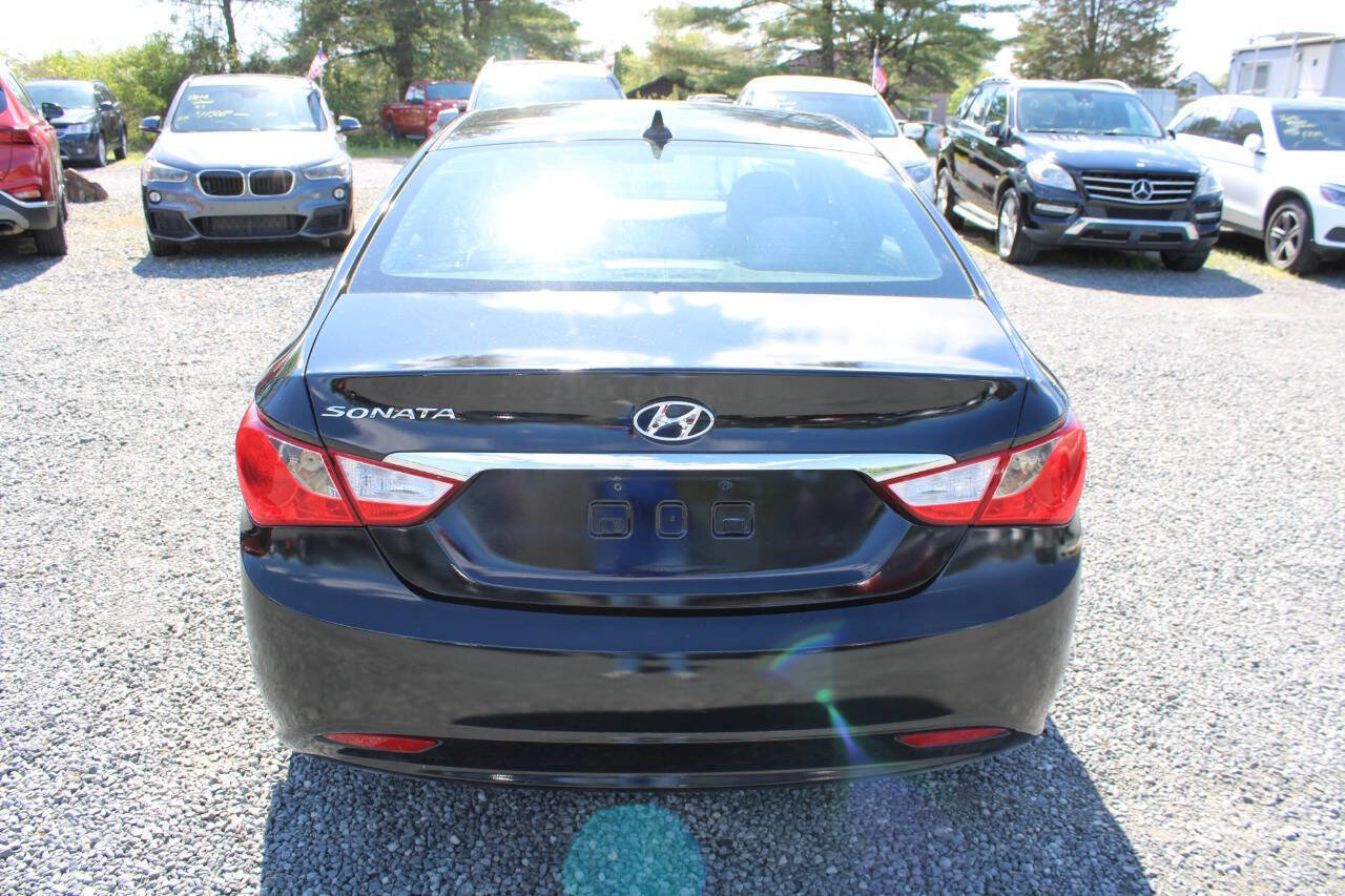 Used 2011 Hyundai Sonata GLS FWD image 8