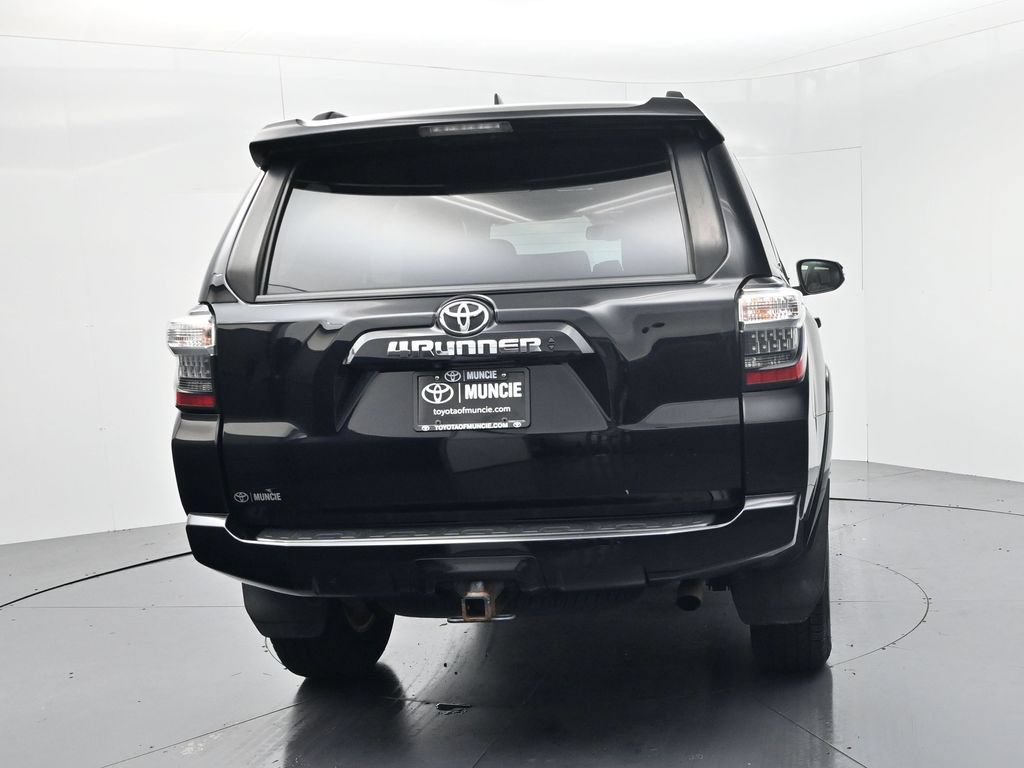 Used 2021 Toyota 4Runner SR5 Premium w/ Moonroof Package AWD/4WD image 7