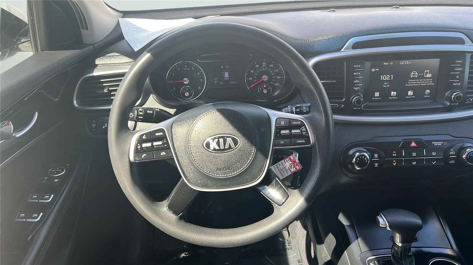 Used 2020 Kia Sorento LX FWD image 11
